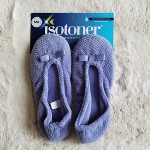 **BRAND NEW** Isotoner Smart DRI Slipper